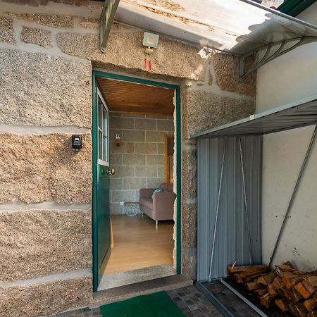 Casa Rustica T2 Com Salamandra E Cozinha - Seia - Serra Da Estrela - Casa Do Loureiro II Экстерьер фото