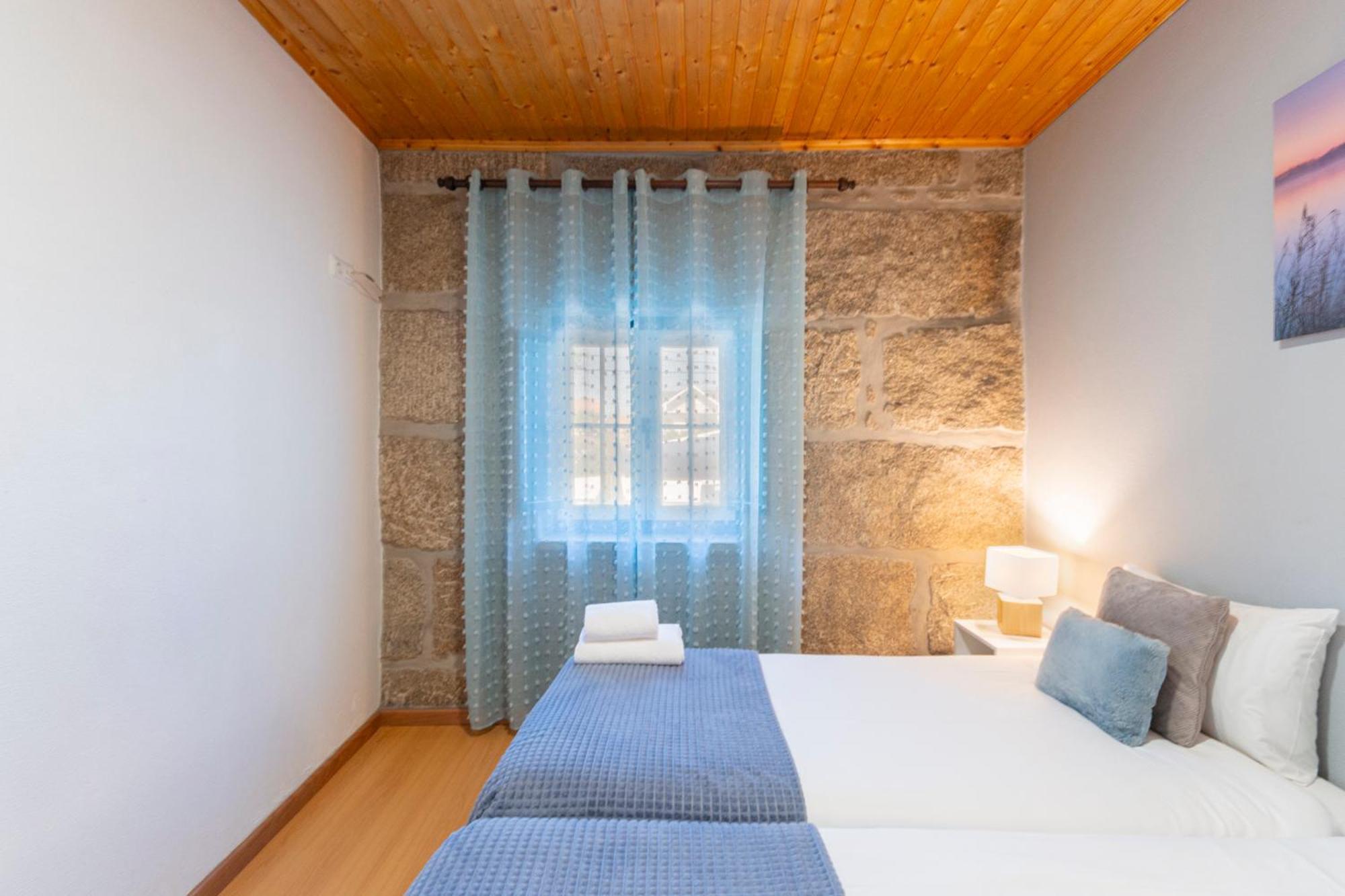 Casa Rustica T2 Com Salamandra E Cozinha - Seia - Serra Da Estrela - Casa Do Loureiro II Экстерьер фото