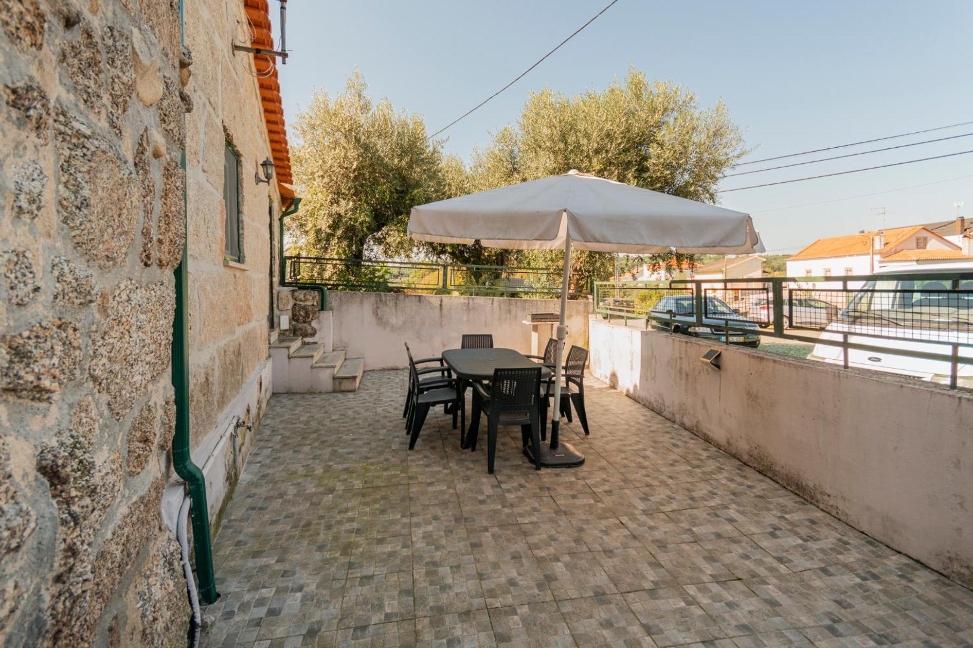 Casa Rustica T2 Com Salamandra E Cozinha - Seia - Serra Da Estrela - Casa Do Loureiro II Экстерьер фото